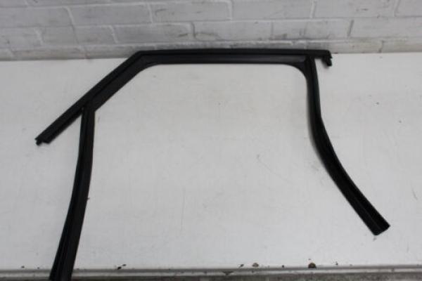 Rear right window frame rubber seal (82470678), FIAT / Lancia genuine part